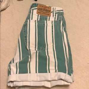 Vintage mom shorts